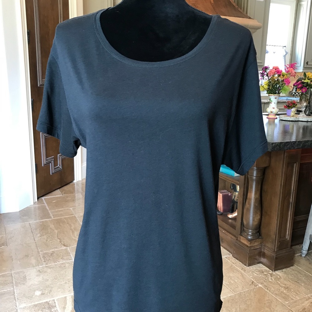 LuLulemon top Size M medium 6 Black
